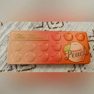 Too Faced Peachy Eyeshadow Palette